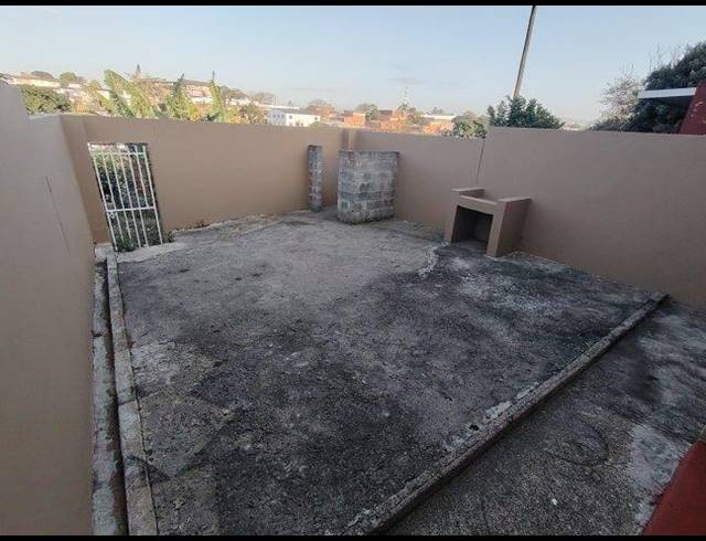 3 BEDROOM HOUSE FOR SALE IN CLAYFIELD